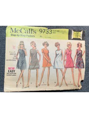 McCall's Misses Dress Sewing Pattern Size 11 12 9733 1960s